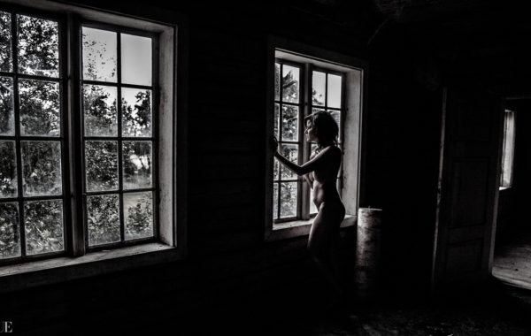 Widdow in Window